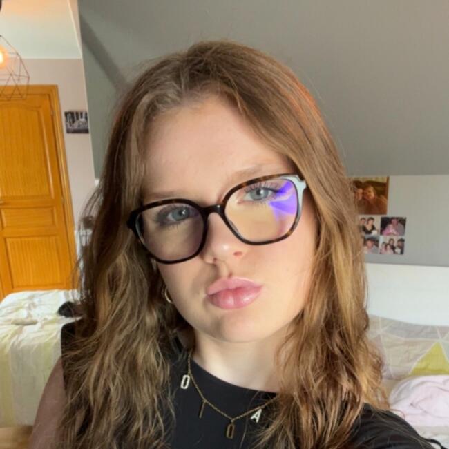 Babysitter in Brebières: Victoire