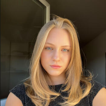 Babysitter in Clermont-Ferrand: Christelle