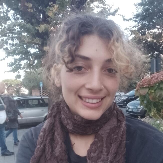 Babysitter in Rome: Emanuela