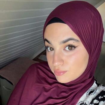 Babysitter in Brunoy: Ines