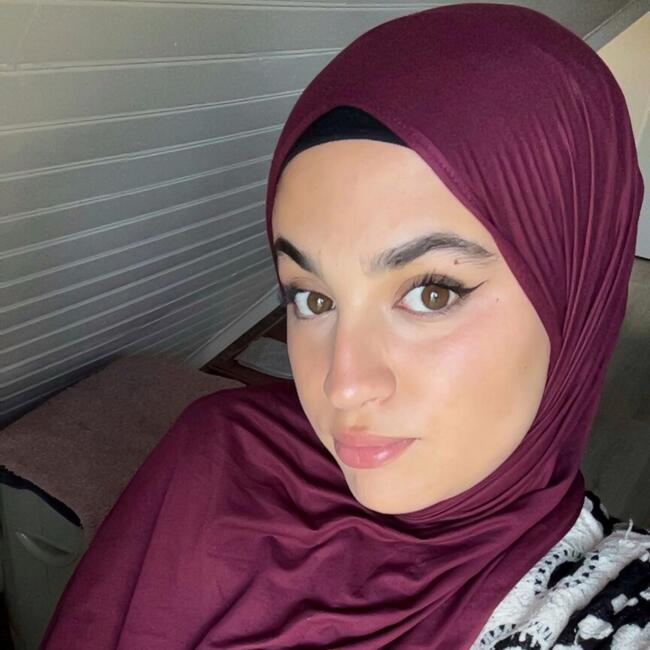 Babysitter in Brunoy: Ines