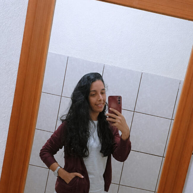 Babysitter in Cuiabá: Ester reis