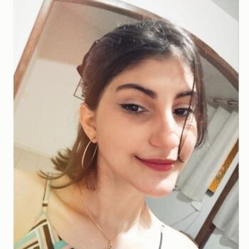 Babysitter in Cachoeiro de Itapemirim: Sarah