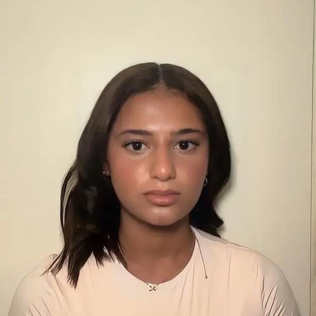 Babysitter in Hanau: Nour