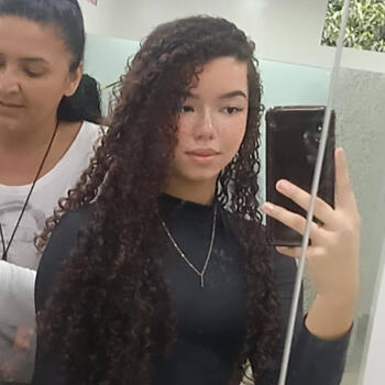 Babá em Brasília: Sthefany