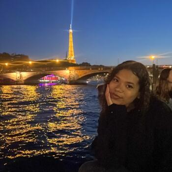 Babysitter in Fontenay-aux-Roses: Dina