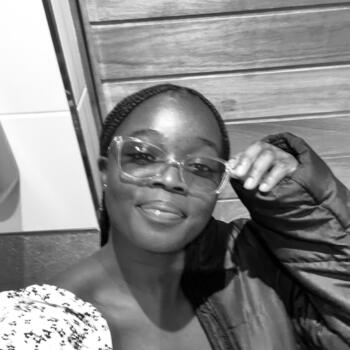 Babysitter in Queenstown: Kwakhanya