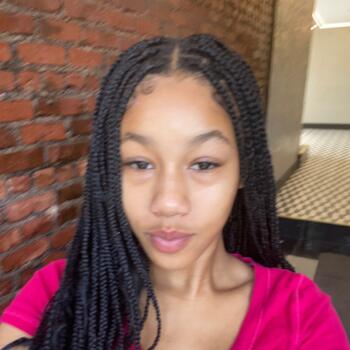 Babysitter in The Bronx: Janiyah