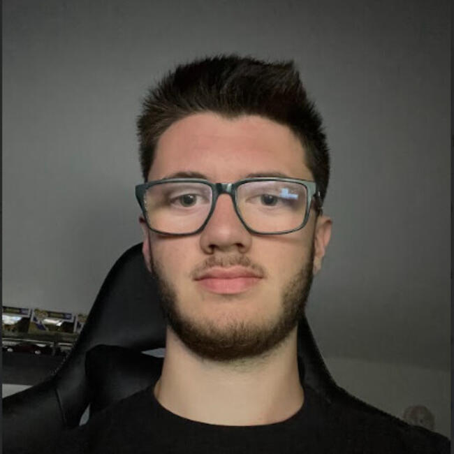 Babysitter in Jamagne: Ghyssels