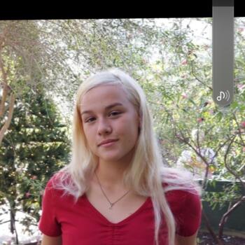Babysitter in Youngtown: Jordan