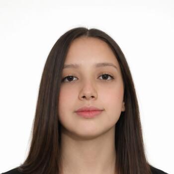 Babysitter in Fernando de la Mora: Ruth