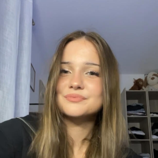 Babysitter in Sahune: Lou-Ann