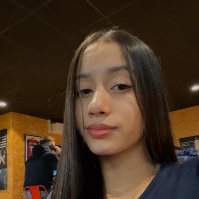 Babysitter in Halle: Raquel