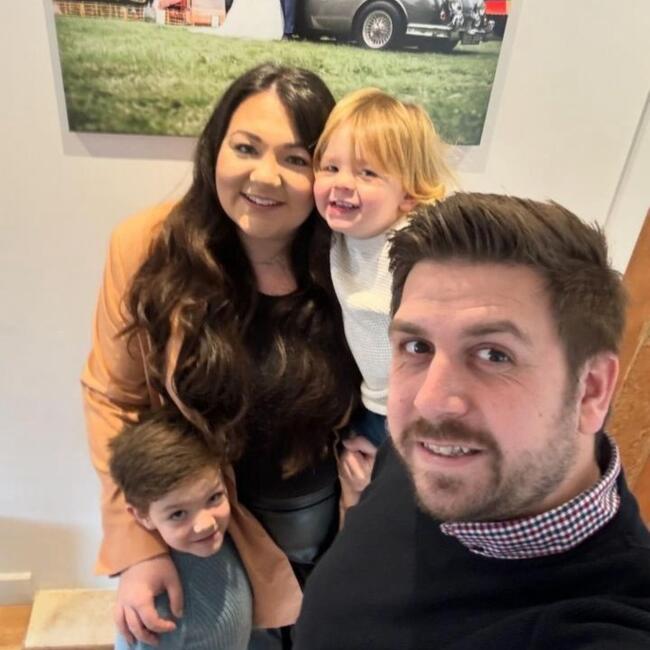 Babysitting job in London: Sydney