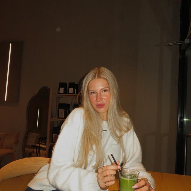 Babysitter in t Harde: Isaura