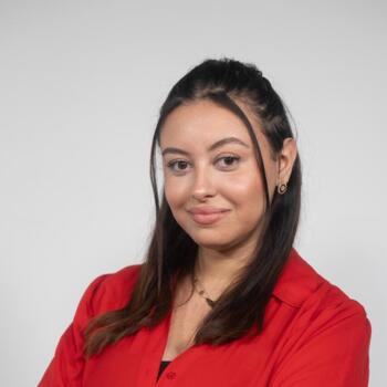 Babysitter in Paris: Fadwa