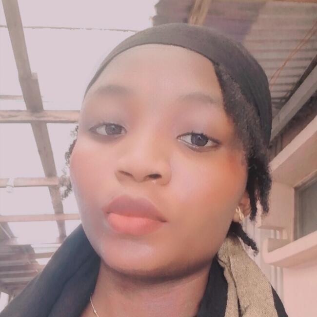 Babysitter in Lagos: Gift