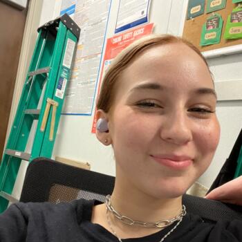 Babysitter Humble: Elysa