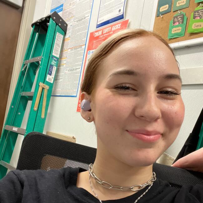 Babysitter in Humble: Elysa