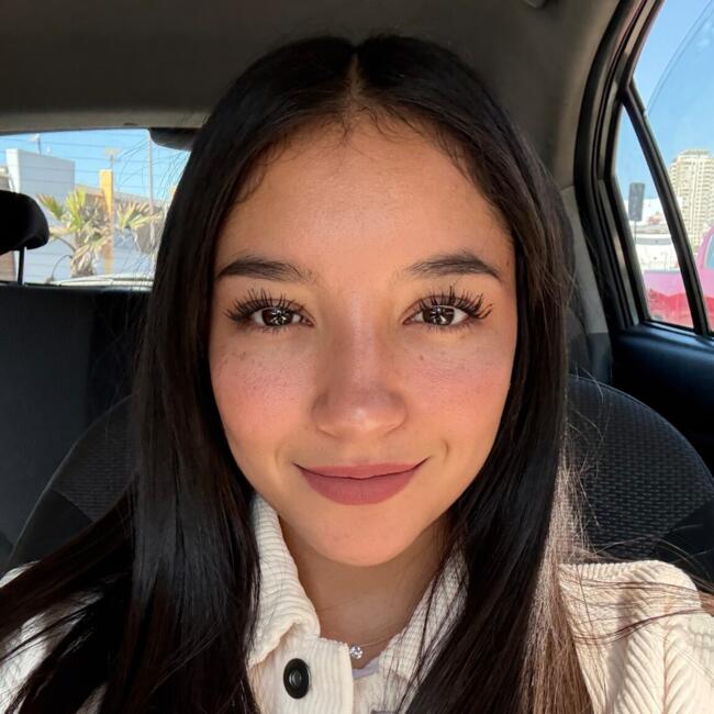 Babysitter in Antofagasta: April constanza