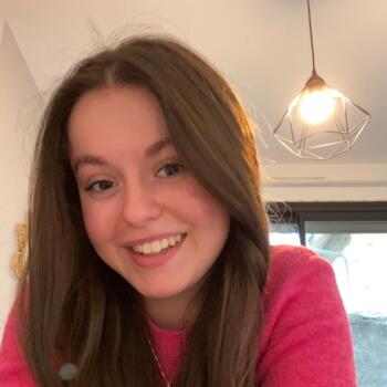 Babysitter in Angers: Charlotte