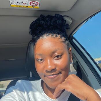 Babysitter in White River: Sharlene