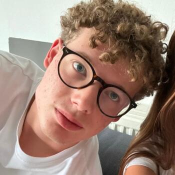 Stróvolos bölgesinde bebek bakıcısı: Achille