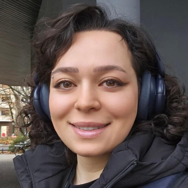 Babysitter in Berlin: Khorshid