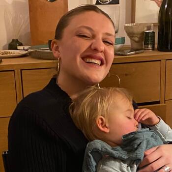 Babysitter in Auckland: Lou