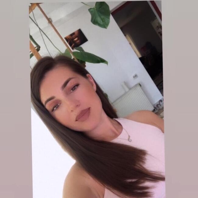 Babysitter in Sanislău: Erika