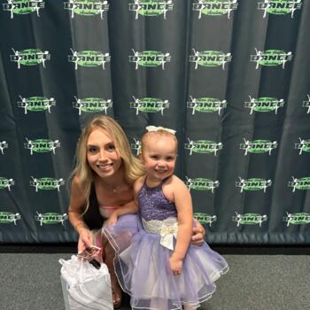 Babysitting job in San Antonio: babysitting job Amber