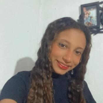 Babá São Vicente: Milena