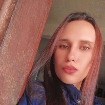 Babysitting job in Curitiba: babysitting job Cris