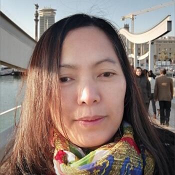 Babysitter in Barcelona: Estela