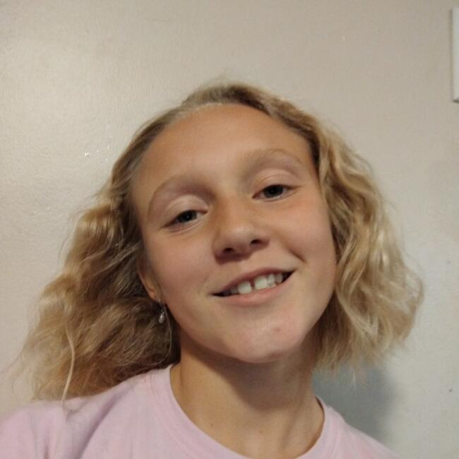 Babysitter in Edmonton: Hailey