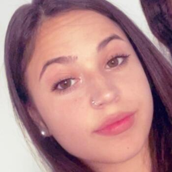 Niñera en Oliva: Leila