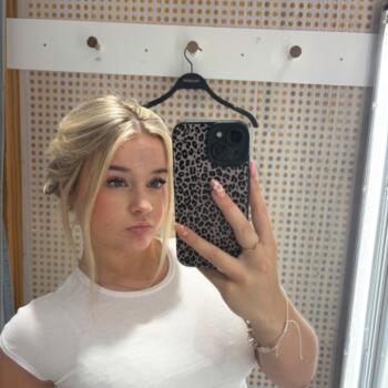 Babysitter in Wolverhampton: Daisy