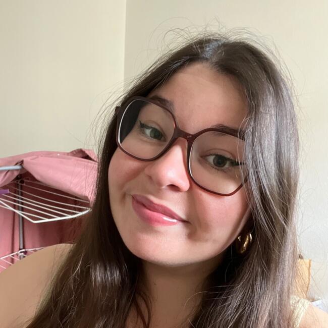 Babysitter in Angers: Julie