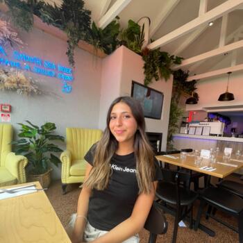 Babysitter in Orewa: Layan