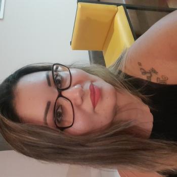 Emprego de babá em Joinville: emprego de babá Elayne