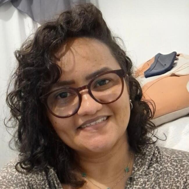 Babysitter in São Paulo: Sonia