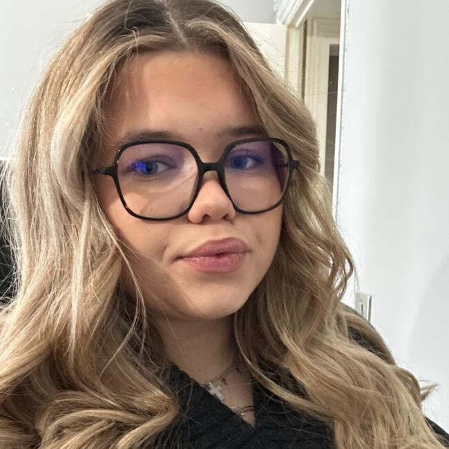 Babysitter in Gap: Emma