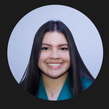 Baby-sitter in Floridablanca: Laura