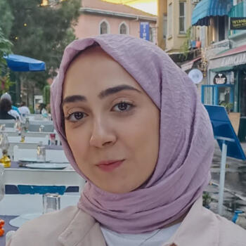Balıkesir bölgesinde bebek bakıcısı: Berra Nur