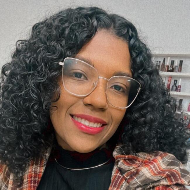 Babá em Brasília: Vanessa