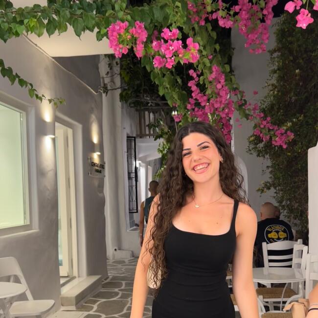 Babysitter in Pátrai: Σαντρα