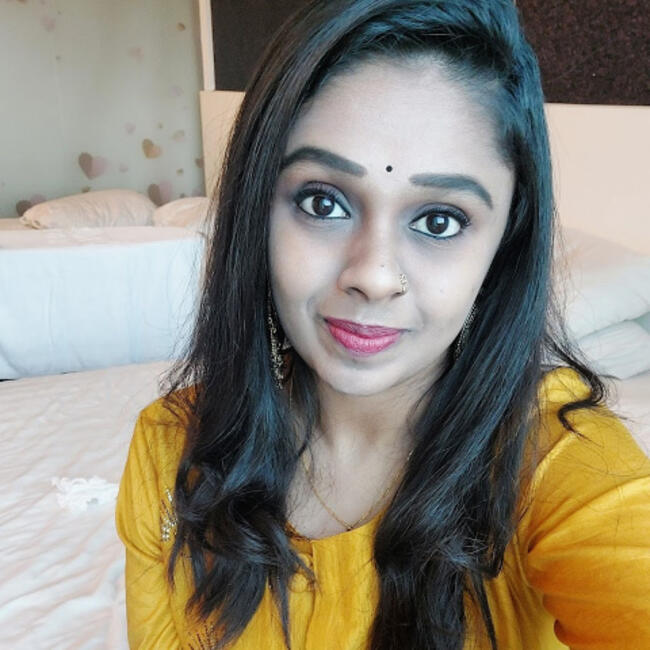 Babysitting job in Petaling Jaya: Khovilaashinny