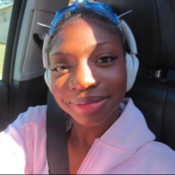 Babysitter in Regina: Benedicta