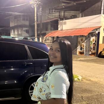 Niñera en Puerto Pilón: Aivany