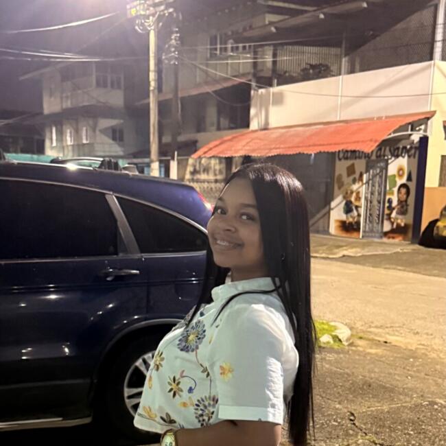 Niñera en Puerto Pilón: Aivany
